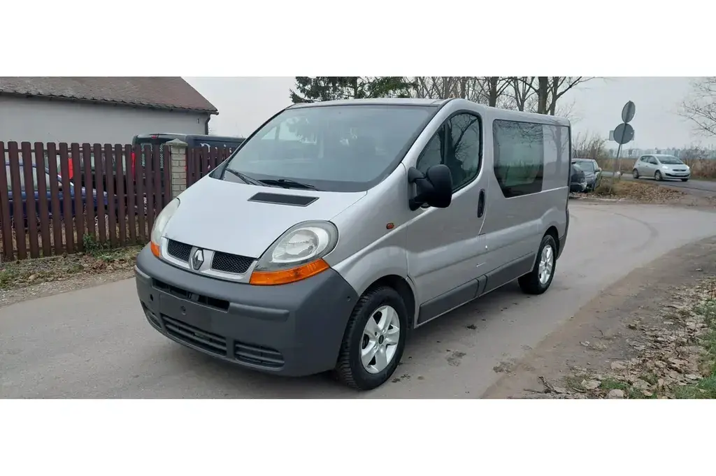 Renault Trafic Mikrobus 2004