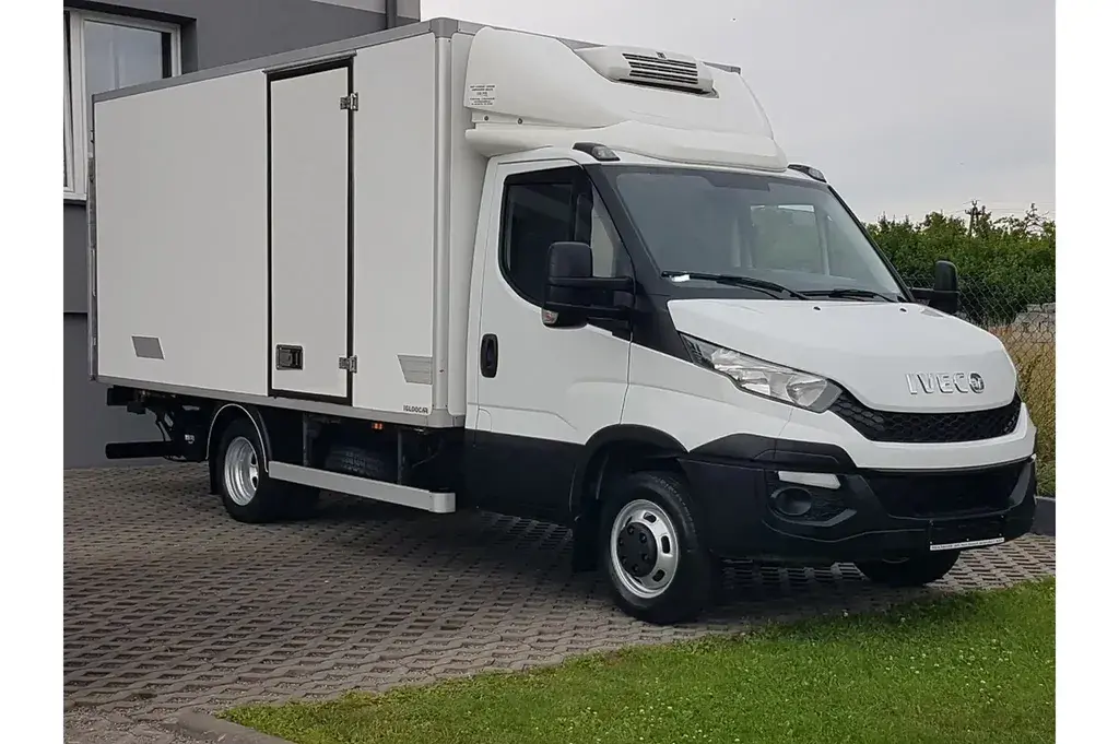 IVECO Daily Chłodnia/Izoterma 2016
