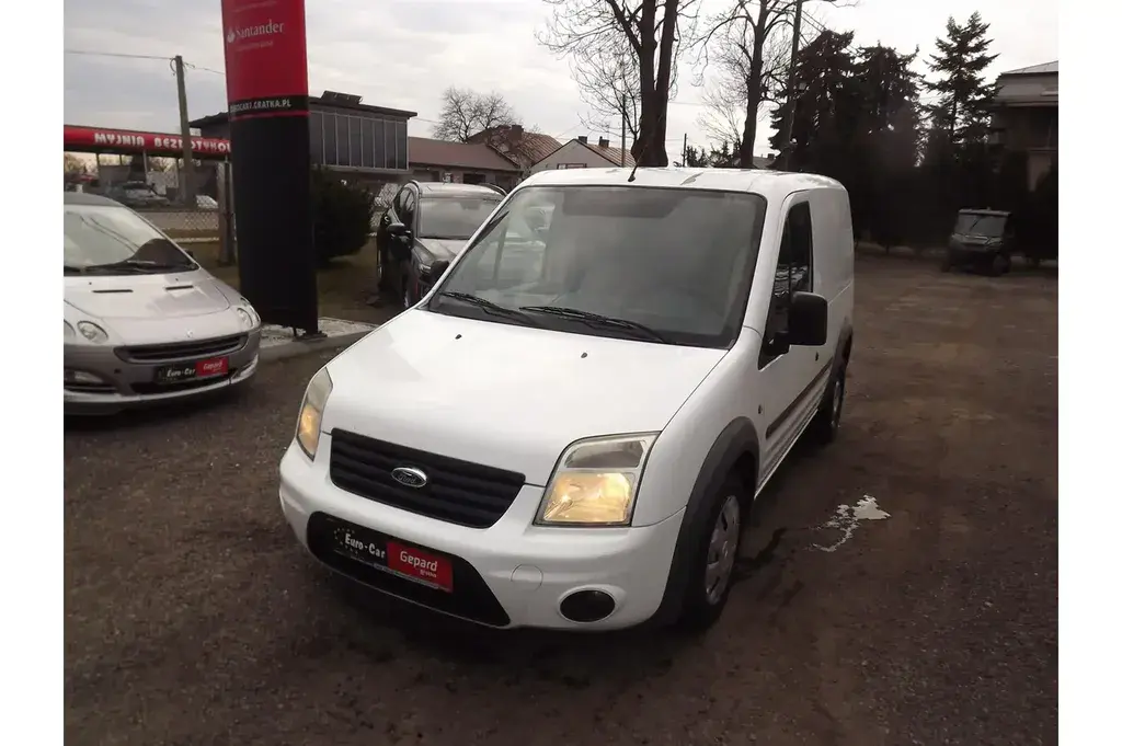 Ford Courier Furgon 2012