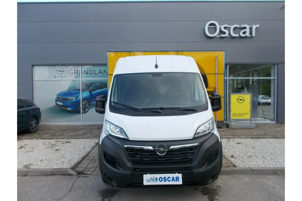 Opel Movano Furgon 2022