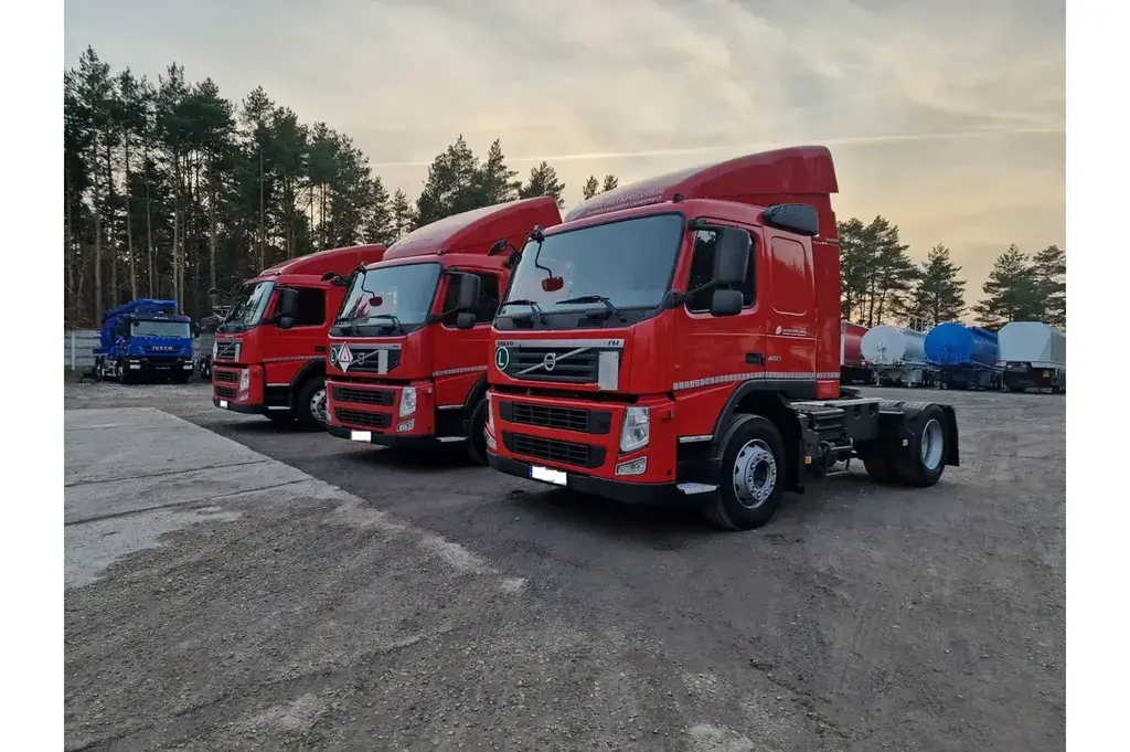 Volvo FM 450 STANDARD EURO 5 LEKKI 6190 kg Ciężarowe 2013