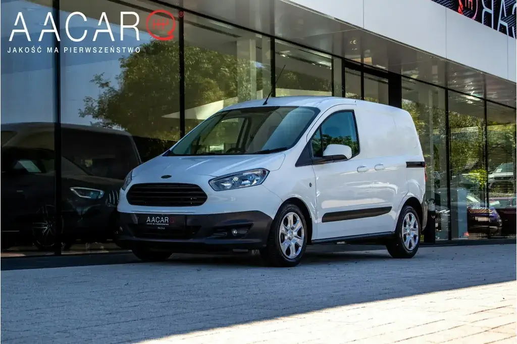 Ford Transit Courier Furgon 2017