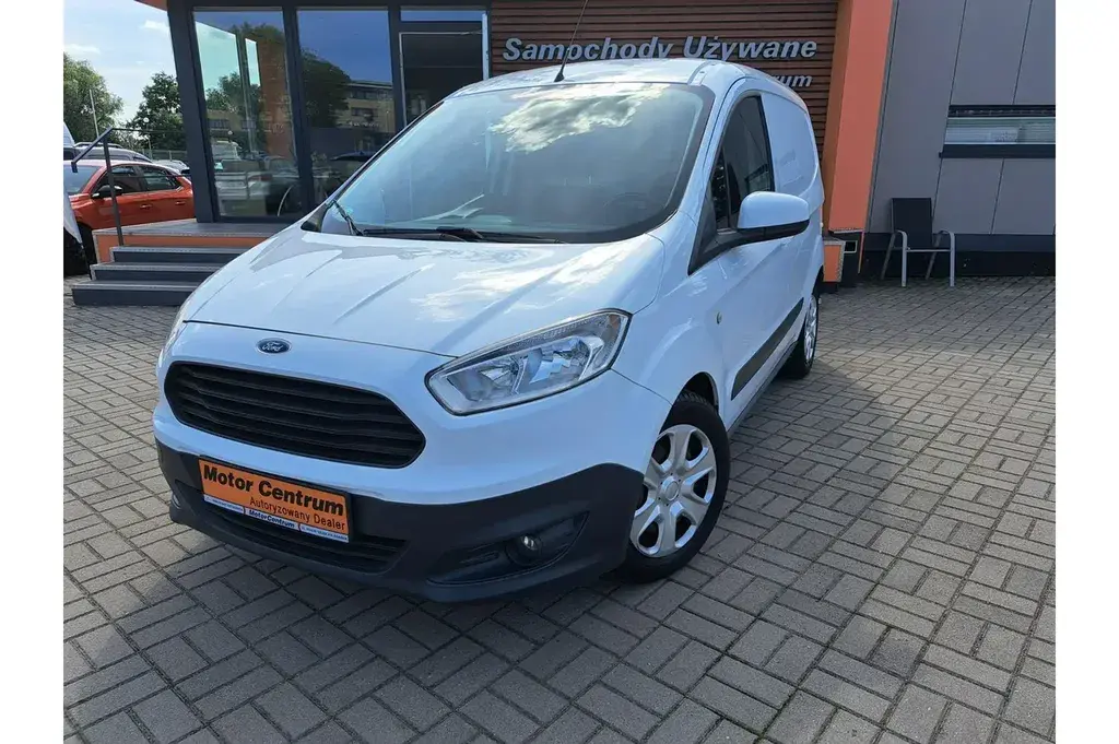 Ford Courier Furgon 2016