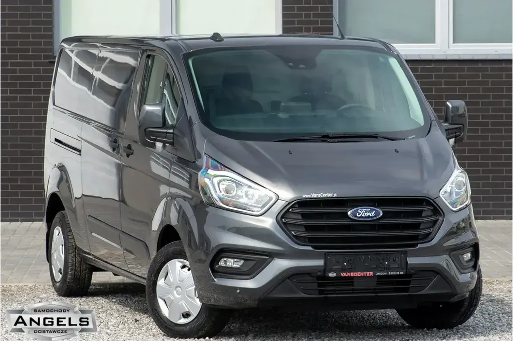 Ford Courier Furgon 2023