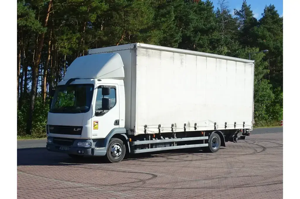 DAF LF 45 210 EEV Euro 5 Firanka Sprowadzony Ciężarowe 2012
